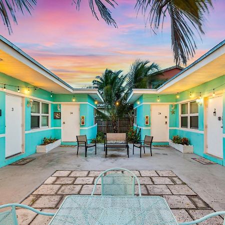Downtown Hollywood Holiday Retreat Dania Beach Leilighet Eksteriør bilde