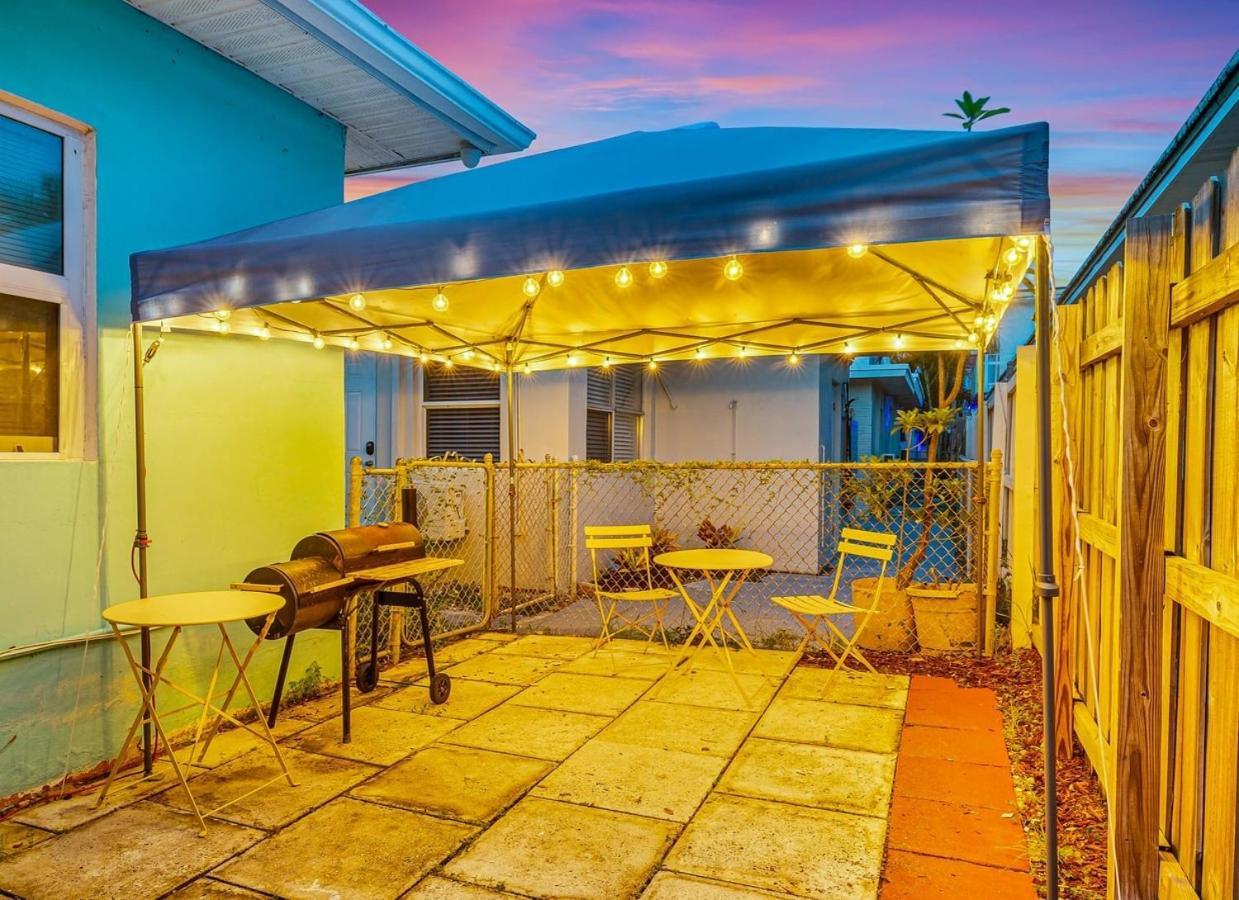 Downtown Hollywood Holiday Retreat Dania Beach Leilighet Eksteriør bilde